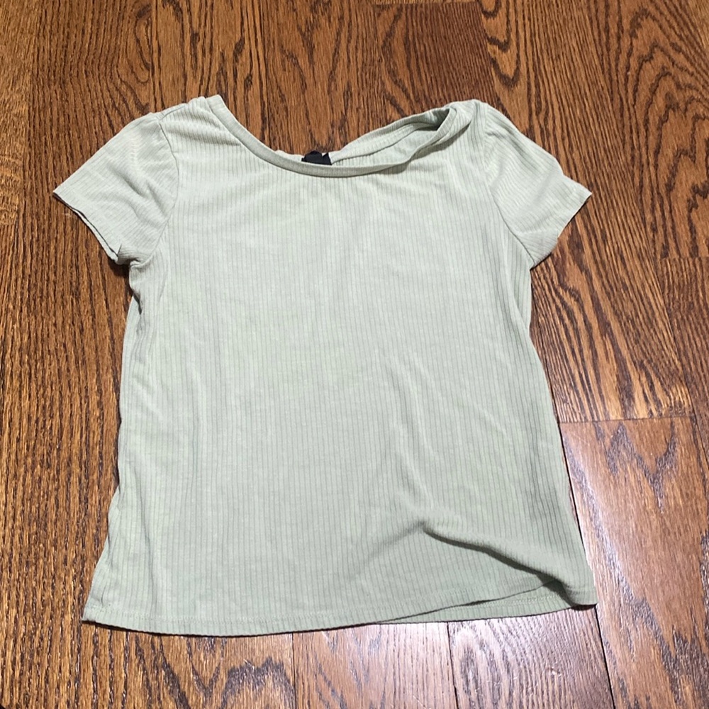 Basic short sleeve for girls!